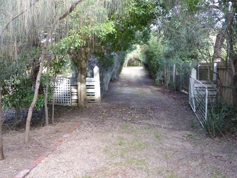 5 Larkins Place, Lake Tyers Beach VIC 3909
