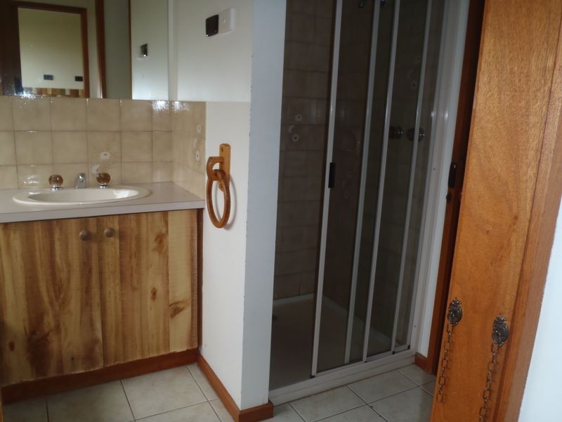 17 Lakeview Drive, Lakes Entrance VIC 3909