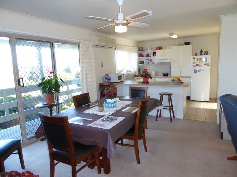 67 Capes Road, Lakes Entrance VIC 3909