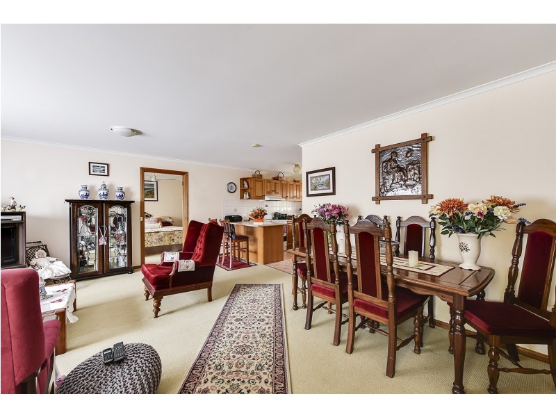 2/9 Bills Street, Lakes Entrance VIC 3909