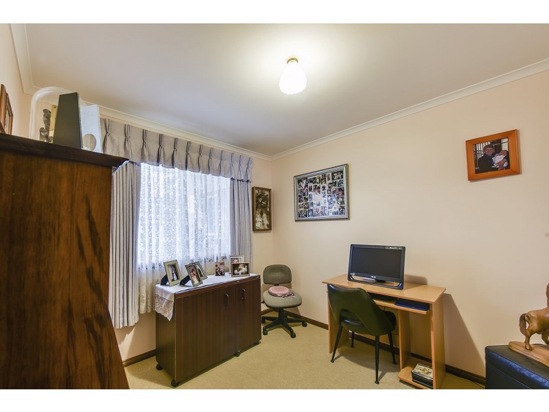 2/9 Bills Street, Lakes Entrance VIC 3909