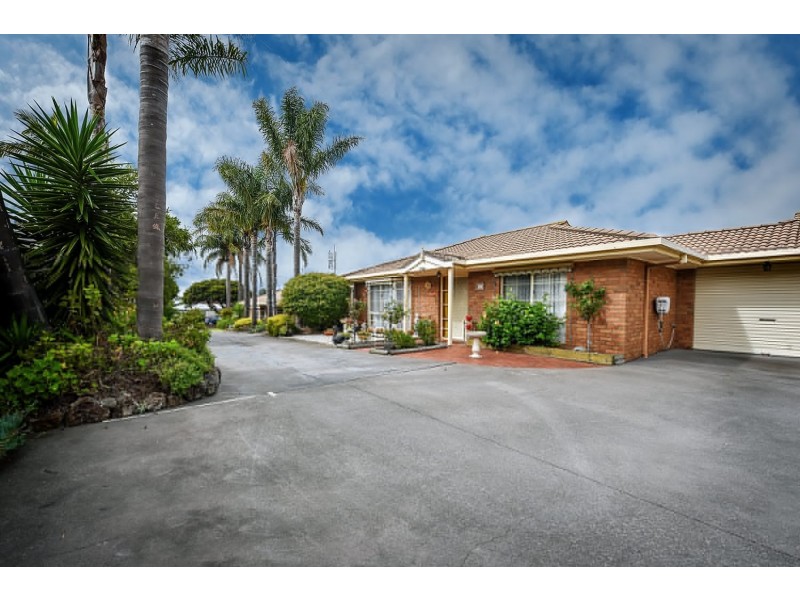 2/9 Bills Street, Lakes Entrance VIC 3909