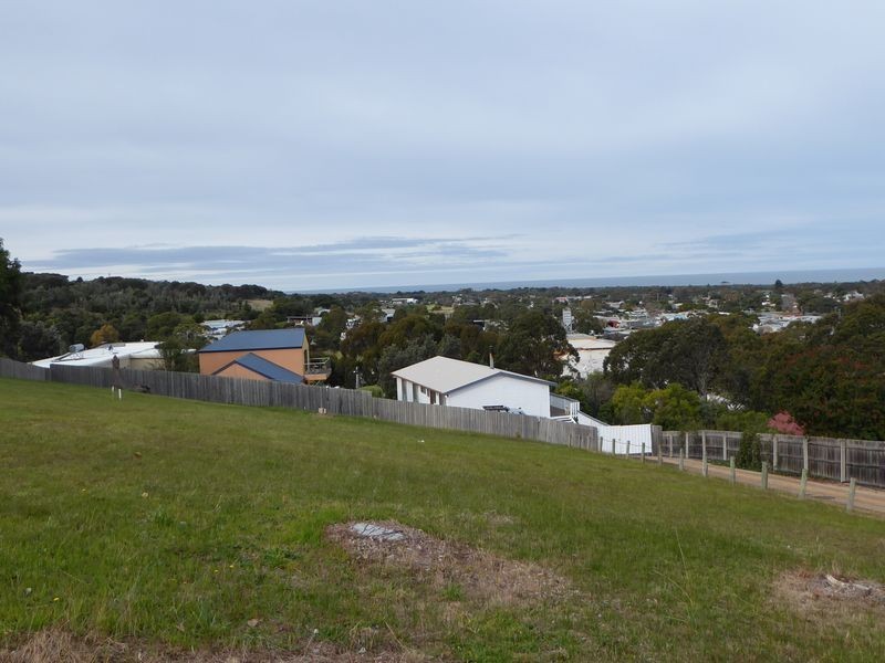 120 Myer Street, Lakes Entrance VIC 3909