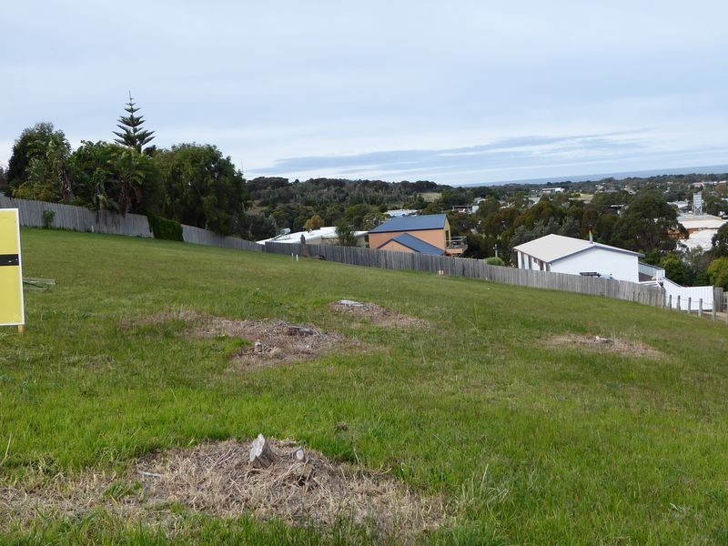 120 Myer Street, Lakes Entrance VIC 3909