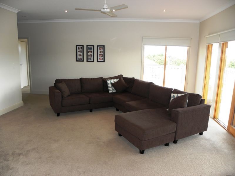 28 Norman Court, Lakes Entrance VIC 3909