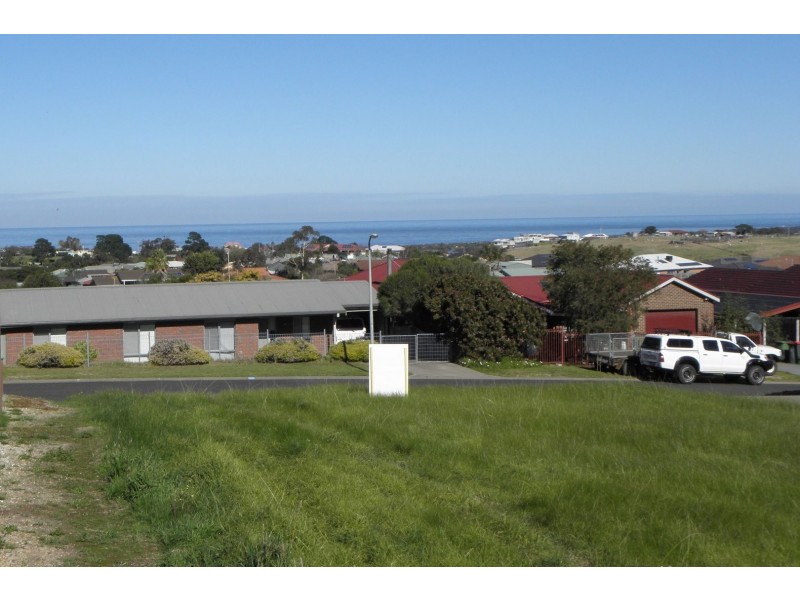 11 Ewing Court, Lakes Entrance VIC 3909