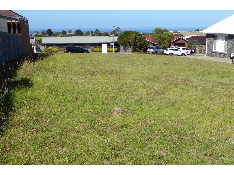 11 Ewing Court, Lakes Entrance VIC 3909