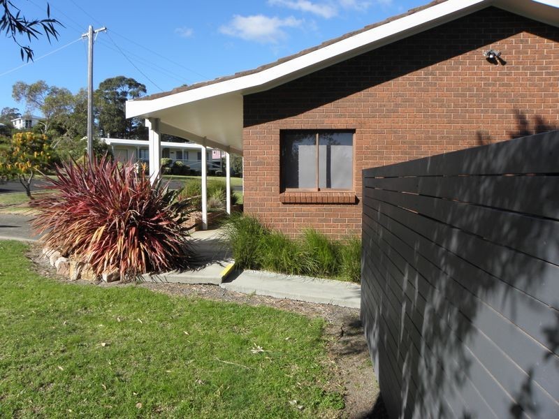 2 New Street, Lakes Entrance VIC 3909