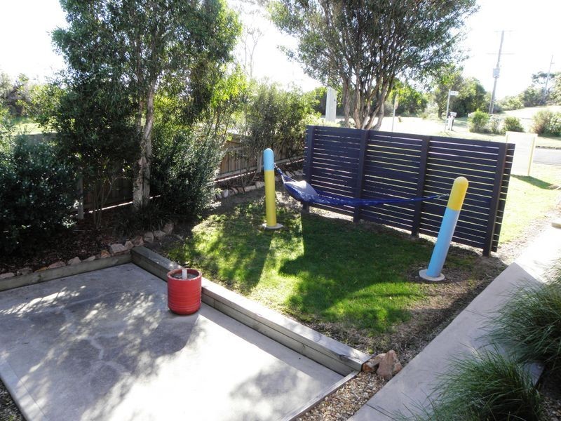 2 New Street, Lakes Entrance VIC 3909