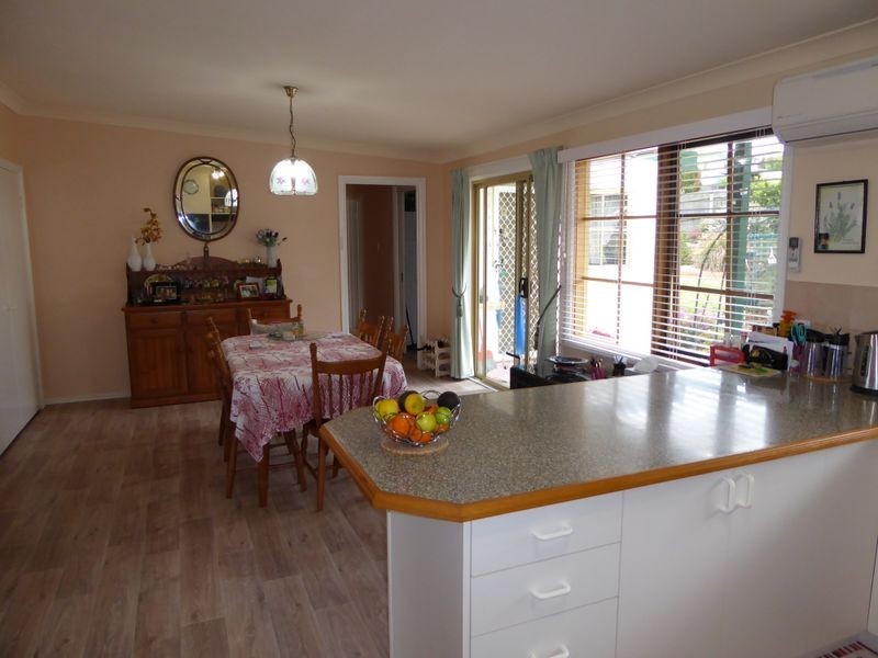 4 Doyle Court, Lakes Entrance VIC 3909