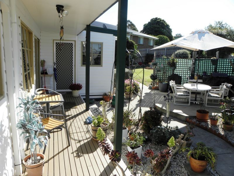 4 Doyle Court, Lakes Entrance VIC 3909