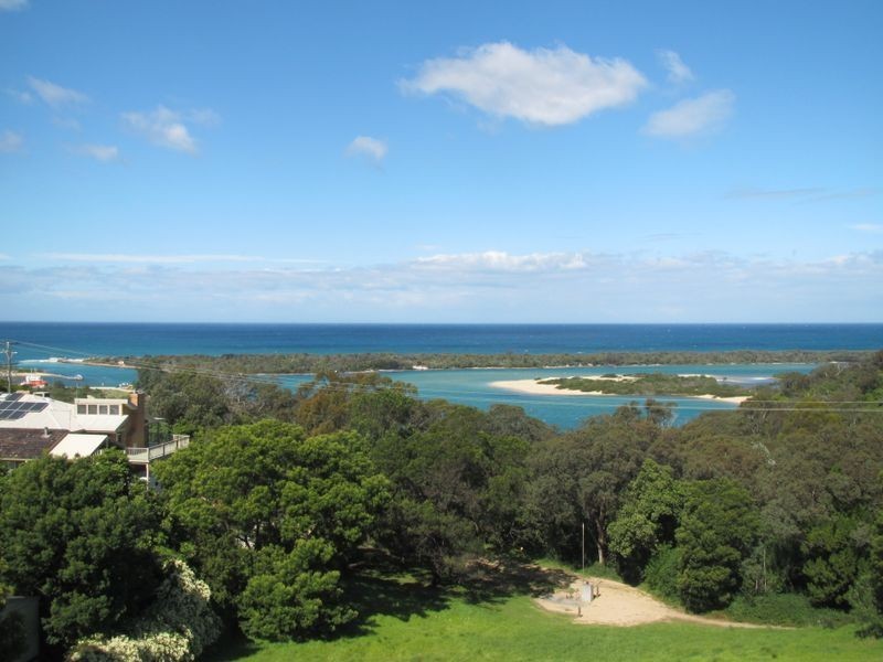 58 Hazel Road, Lakes Entrance VIC 3909