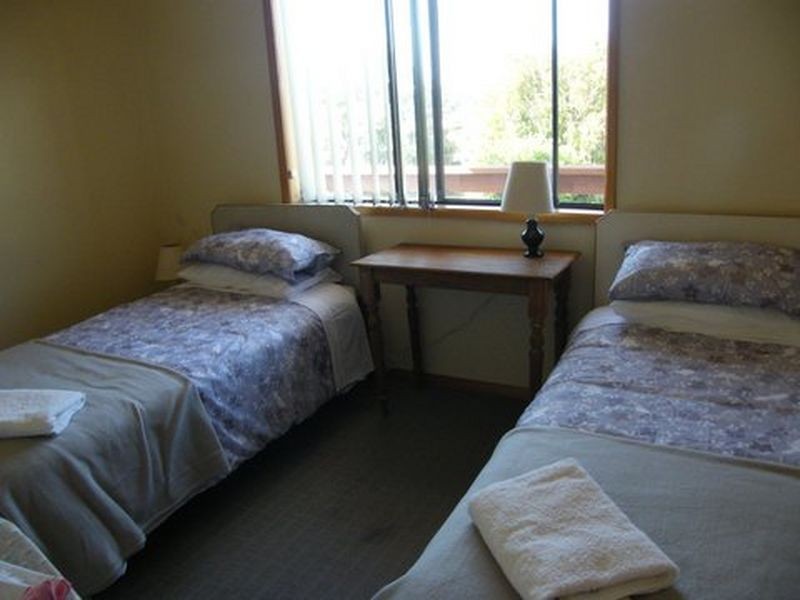 58 Hazel Road, Lakes Entrance VIC 3909