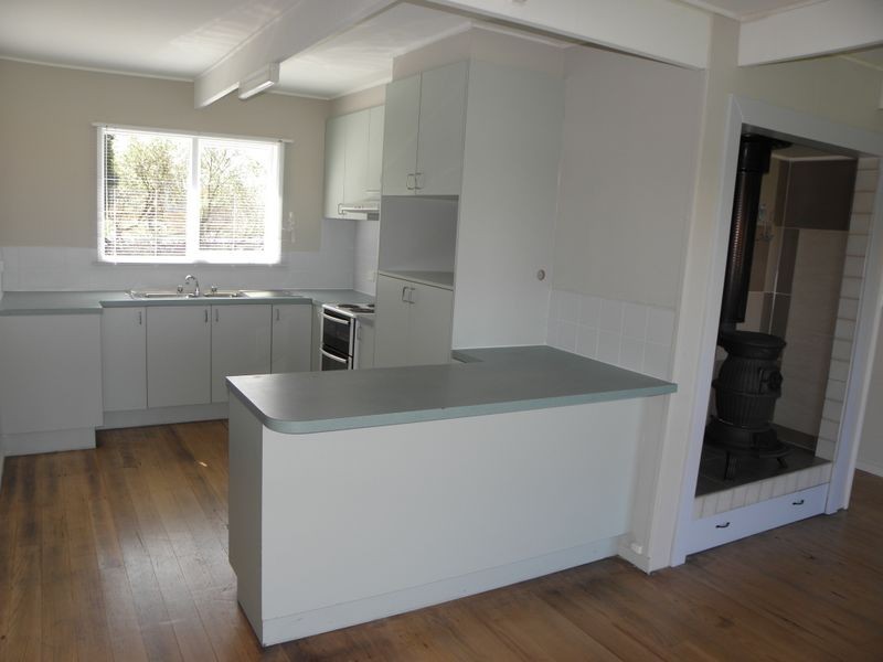 75 Capes Road, Lakes Entrance VIC 3909