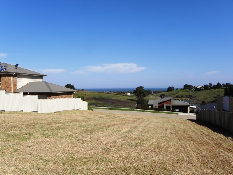 15 Riviera Court, Lakes Entrance VIC 3909