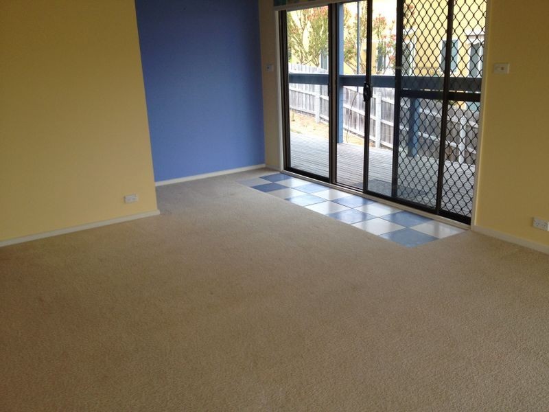 17 Cross Street, Lake Tyers Beach VIC 3909