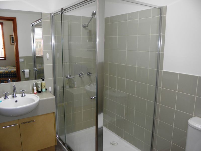 2/35 Church Street, Lakes Entrance VIC 3909