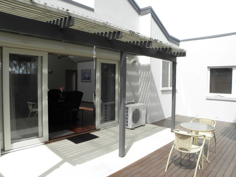 2/35 Church Street, Lakes Entrance VIC 3909