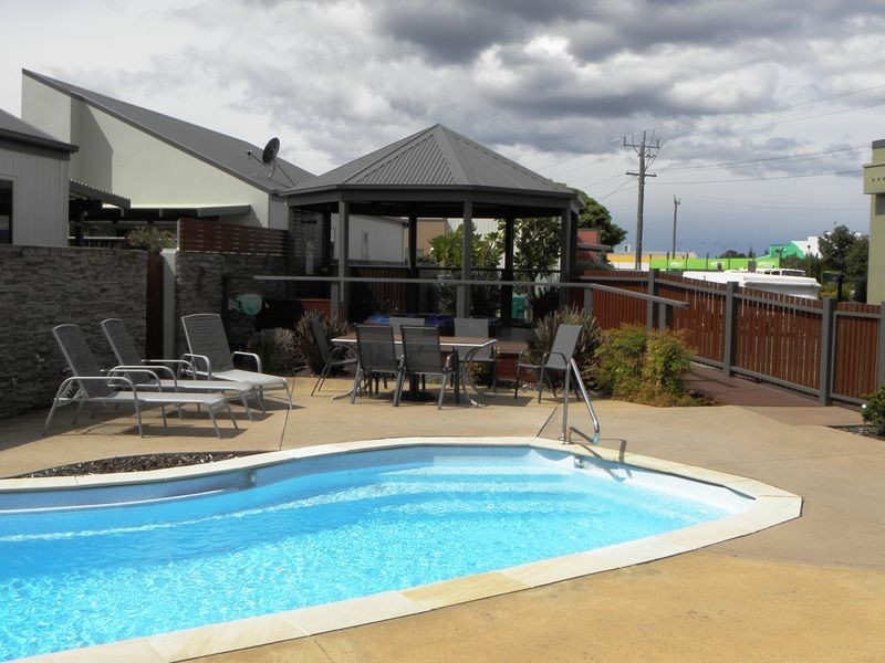 2/35 Church Street, Lakes Entrance VIC 3909