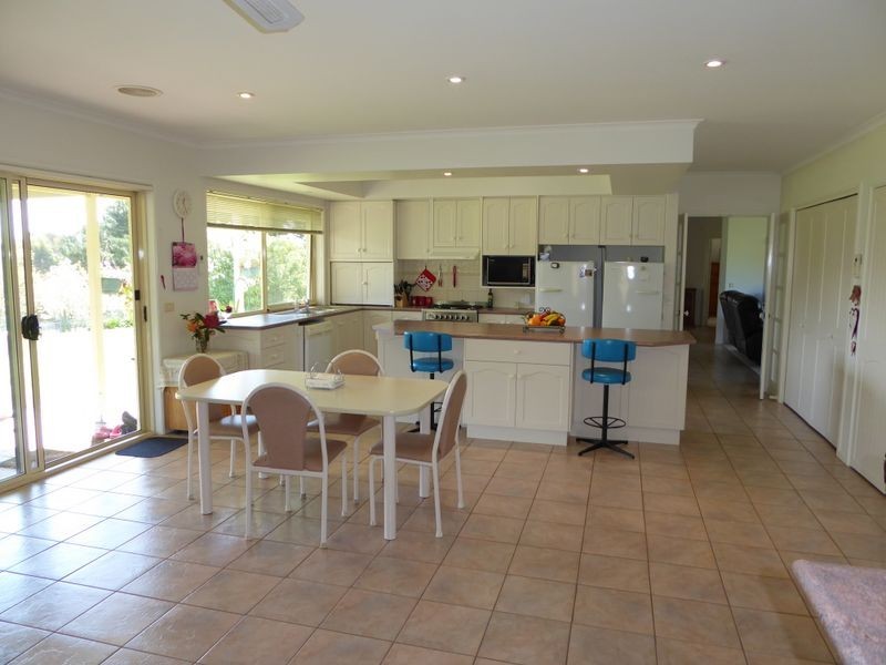 9 Chandlers Road, Lake Bunga VIC 3909