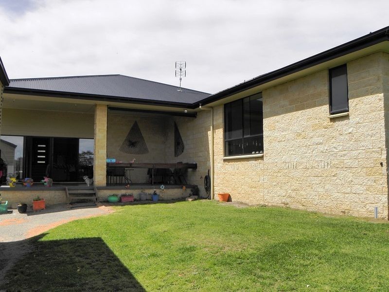 2 Leurimah Court, Kalimna VIC 3909