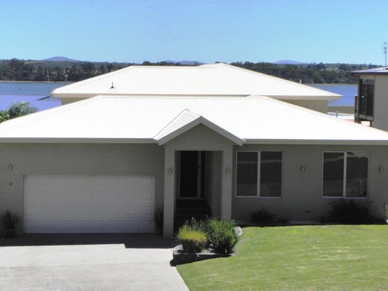 12 Davernport Drive, Lake Tyers Beach VIC 3909