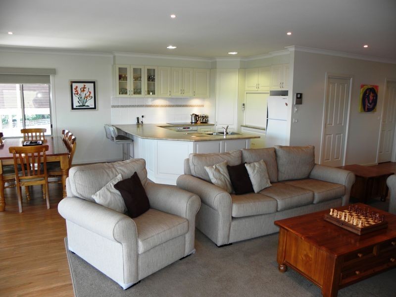 12 Davernport Drive, Lake Tyers Beach VIC 3909