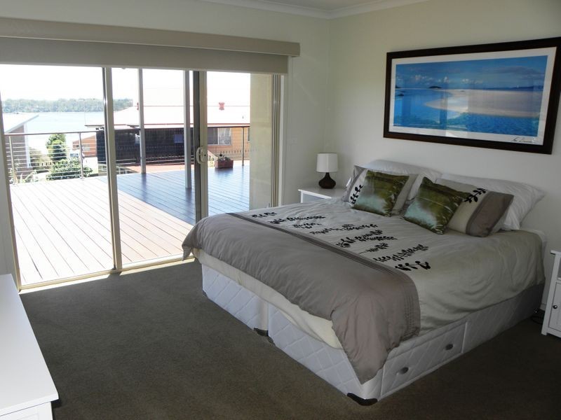 12 Davernport Drive, Lake Tyers Beach VIC 3909