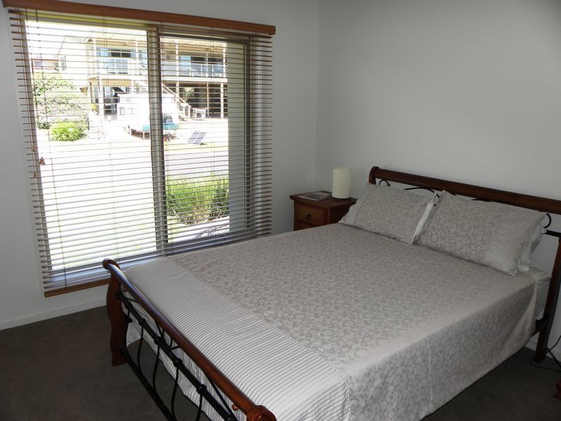 12 Davernport Drive, Lake Tyers Beach VIC 3909