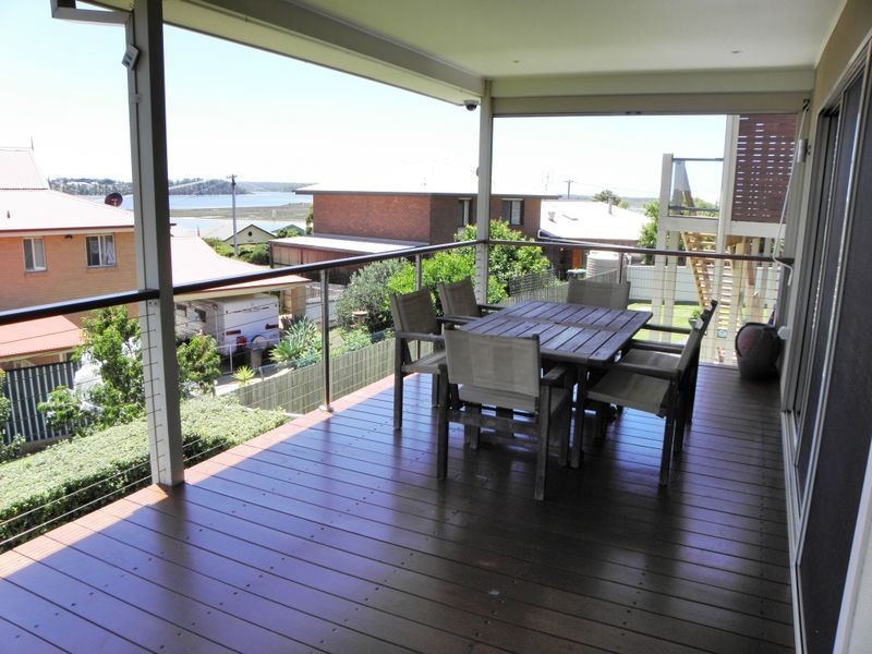 12 Davernport Drive, Lake Tyers Beach VIC 3909