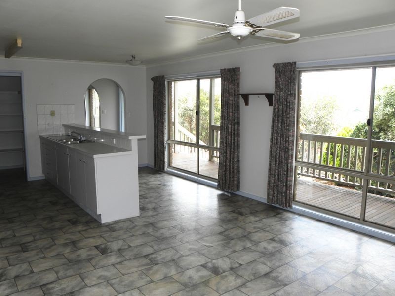 3 Ewing Court, Lakes Entrance VIC 3909