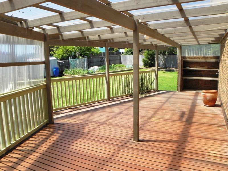 3 Ewing Court, Lakes Entrance VIC 3909