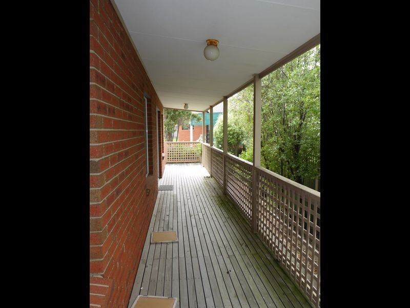 2/36 Bronsdon Street, Lakes Entrance VIC 3909