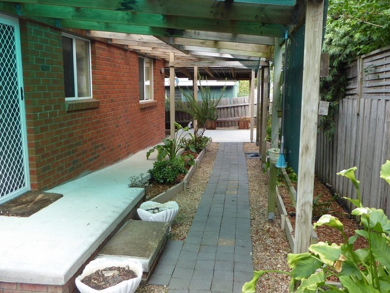 2/36 Bronsdon Street, Lakes Entrance VIC 3909