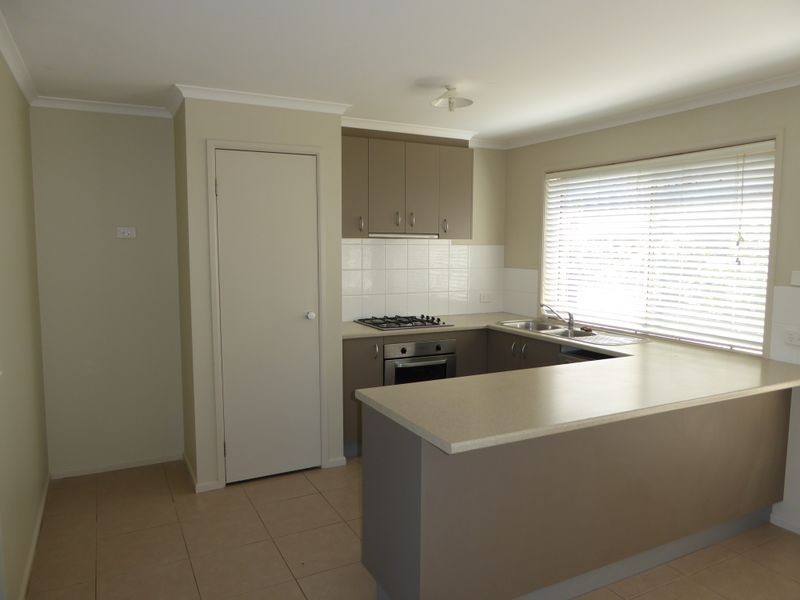 21 Mist Street, Lakes Entrance VIC 3909