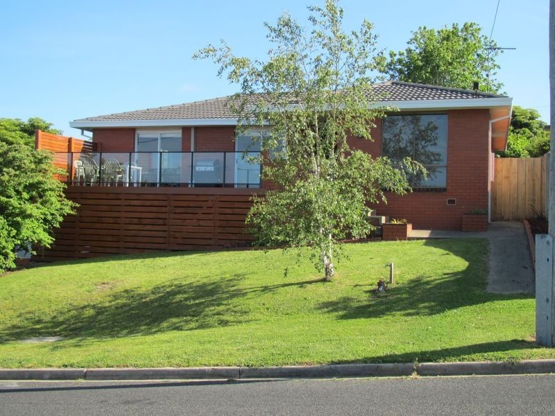 12 Lakeview Drive, Lakes Entrance VIC 3909