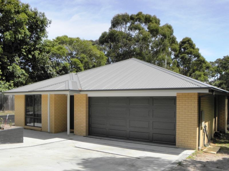 71B Hazel Road, Kalimna VIC 3909