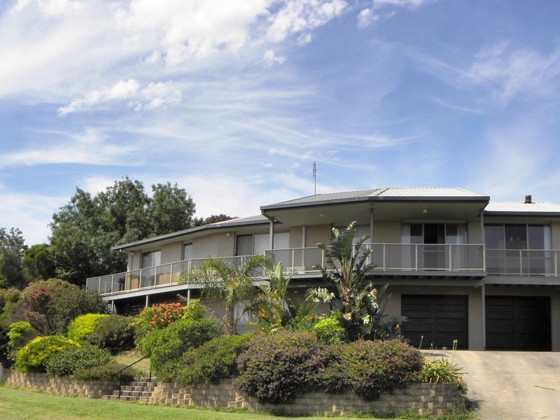 56 Nautilus Way, Lakes Entrance VIC 3909