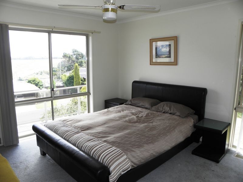 56 Nautilus Way, Lakes Entrance VIC 3909