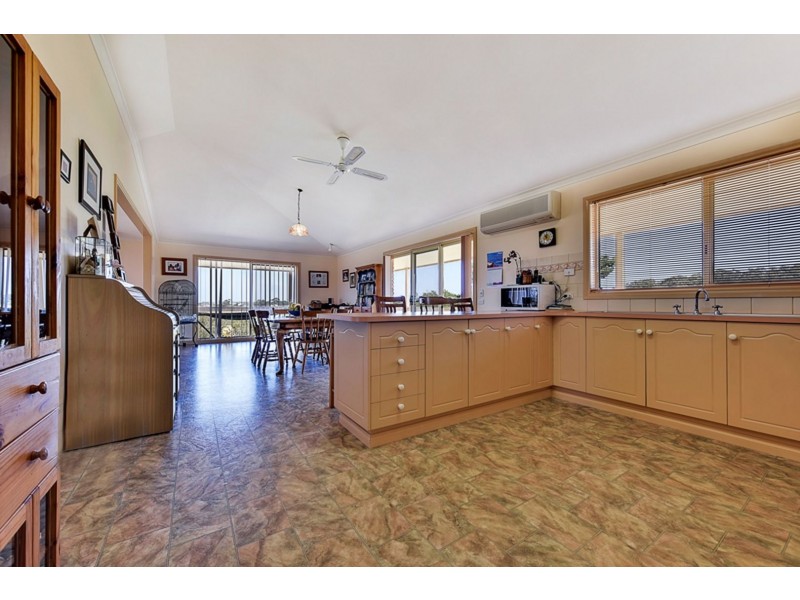 107 Palmers Road, Lakes Entrance VIC 3909