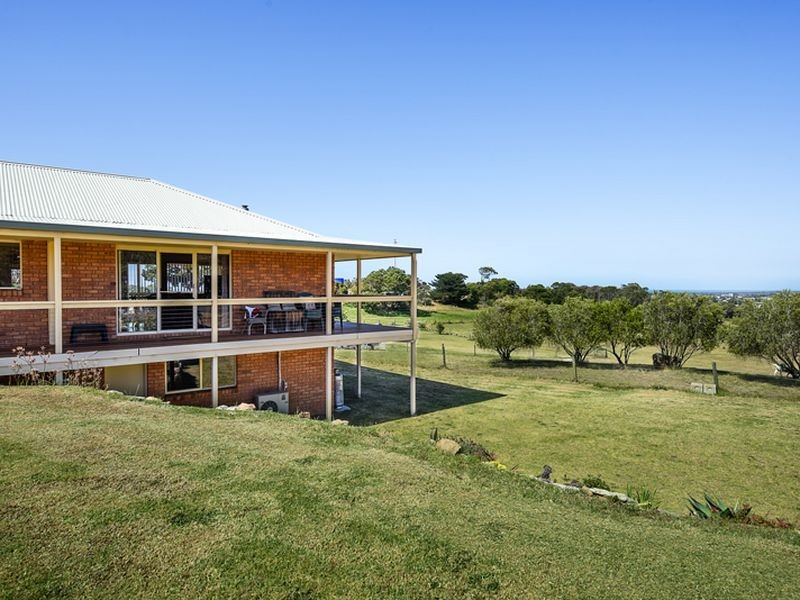 107 Palmers Road, Lakes Entrance VIC 3909