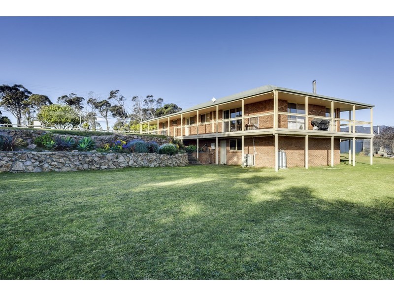 107 Palmers Road, Lakes Entrance VIC 3909