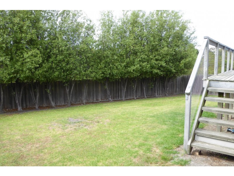 26 Hunters Lane, Kalimna VIC 3909