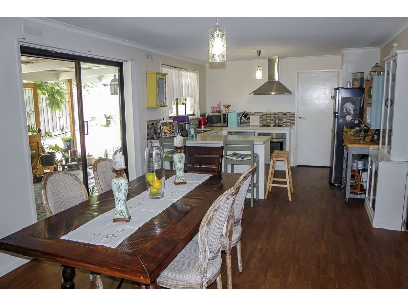 68 O’Neills Road, Lakes Entrance VIC 3909