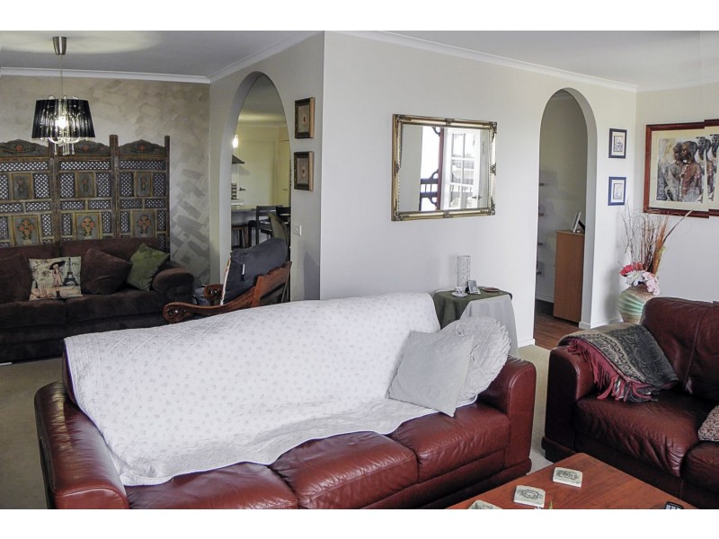 68 O’Neills Road, Lakes Entrance VIC 3909