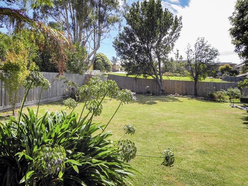 68 O’Neills Road, Lakes Entrance VIC 3909