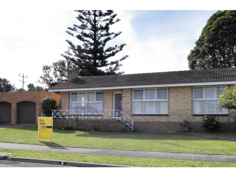 6 Macrae Court, Lakes Entrance VIC 3909