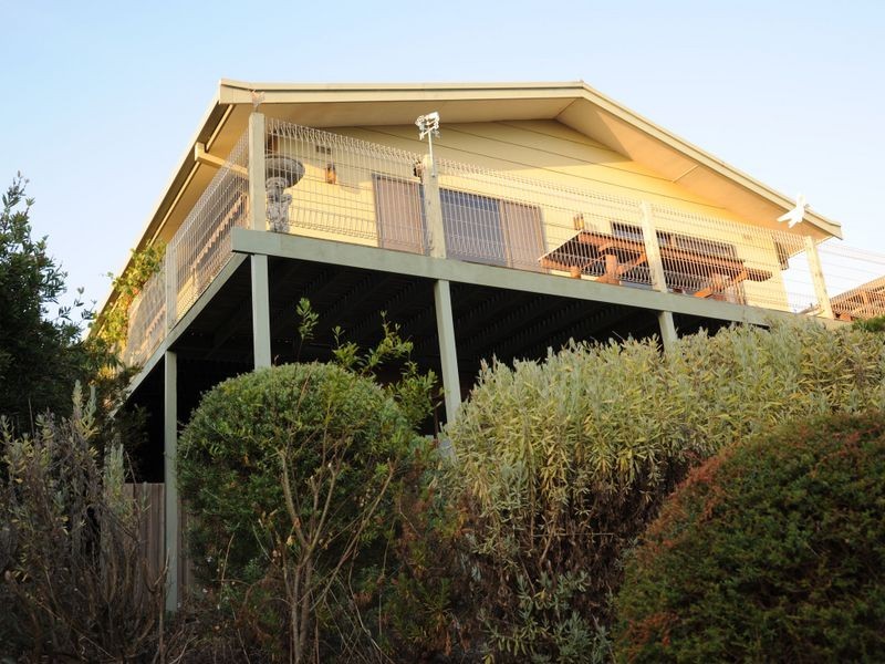 30 Oceanview Parade, Lakes Entrance VIC 3909