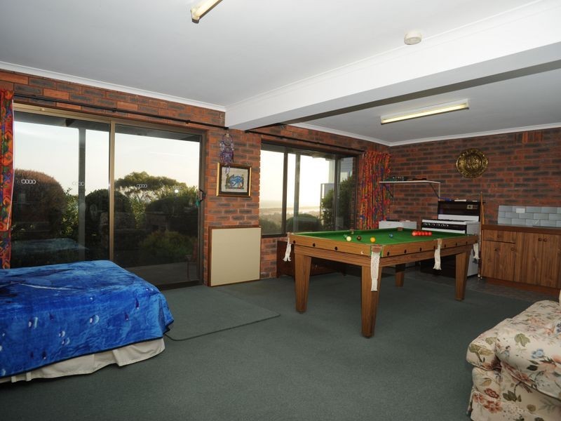 30 Oceanview Parade, Lakes Entrance VIC 3909