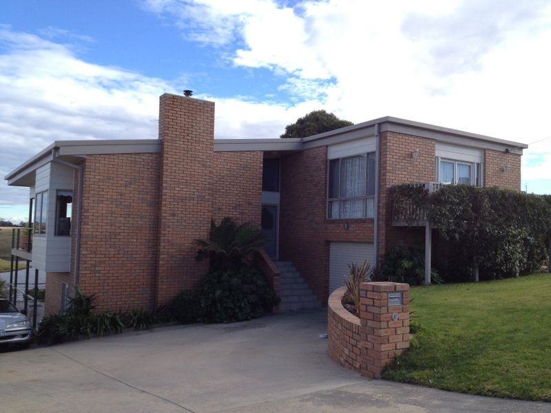 2 Bass Close, Lakes Entrance VIC 3909